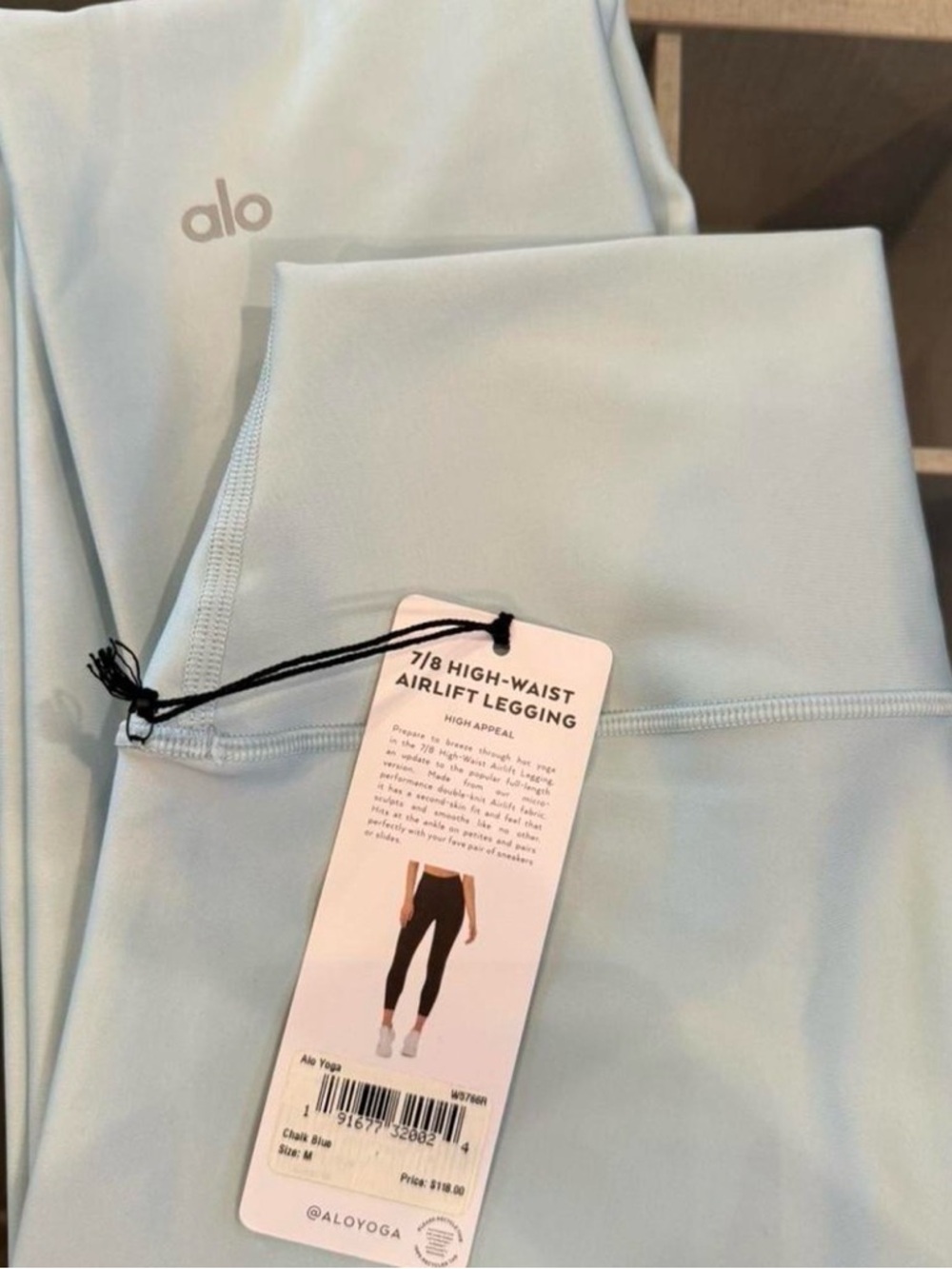 ALO Yoga Airlift Leggings in Pale Blue